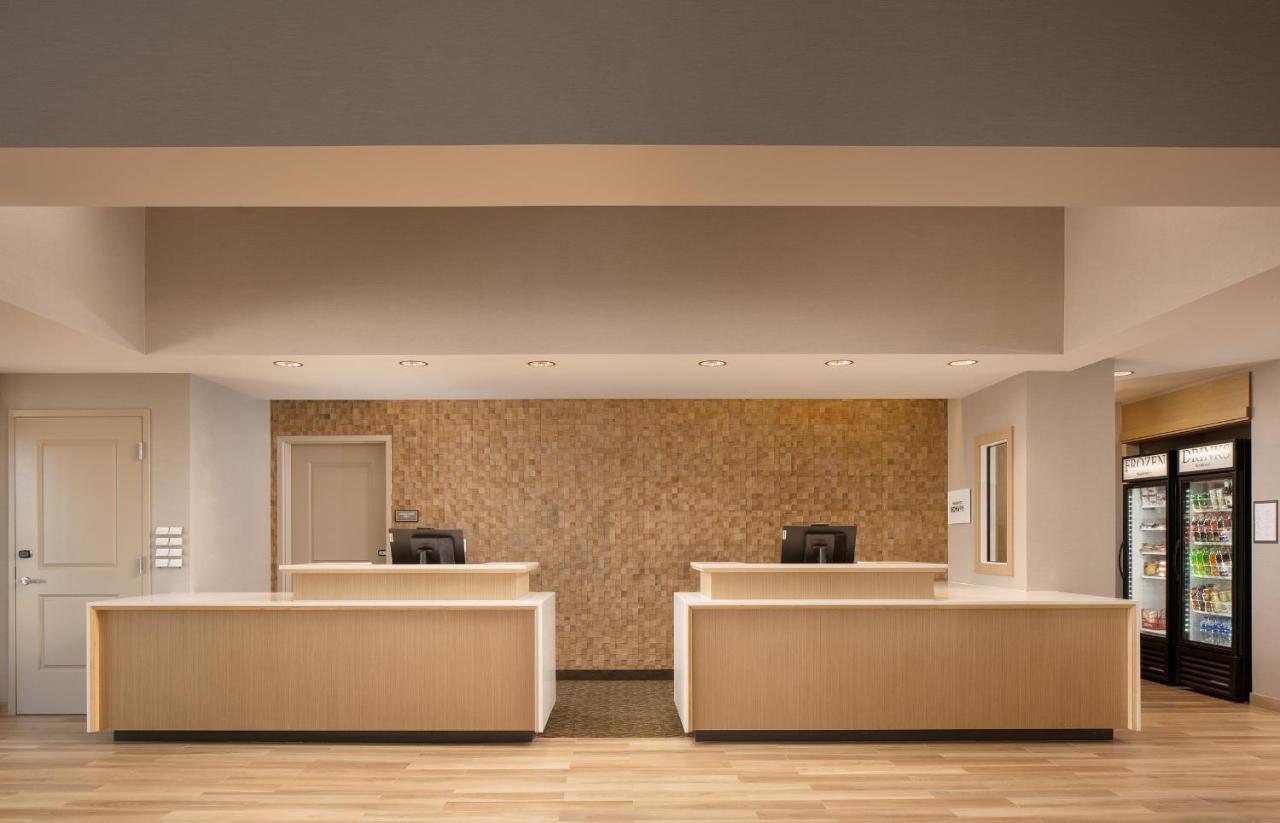 By Marriott Tampa 3* Wesley Chapel