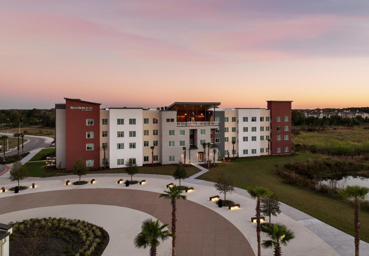 By Marriott Tampa 3* Wesley Chapel