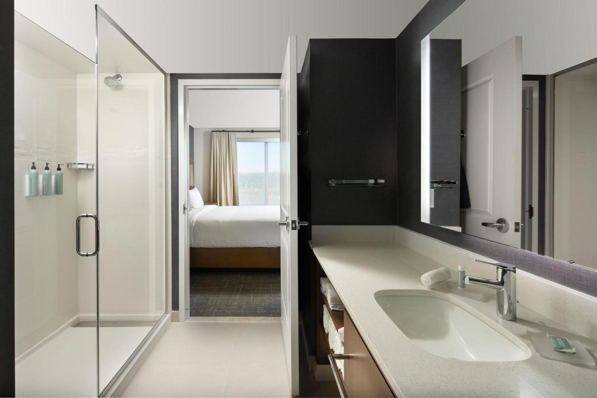 Hotel By Marriott Tampa