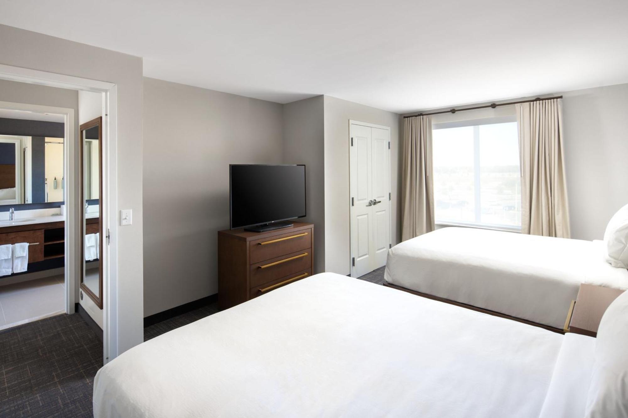 By Marriott Tampa 3*
